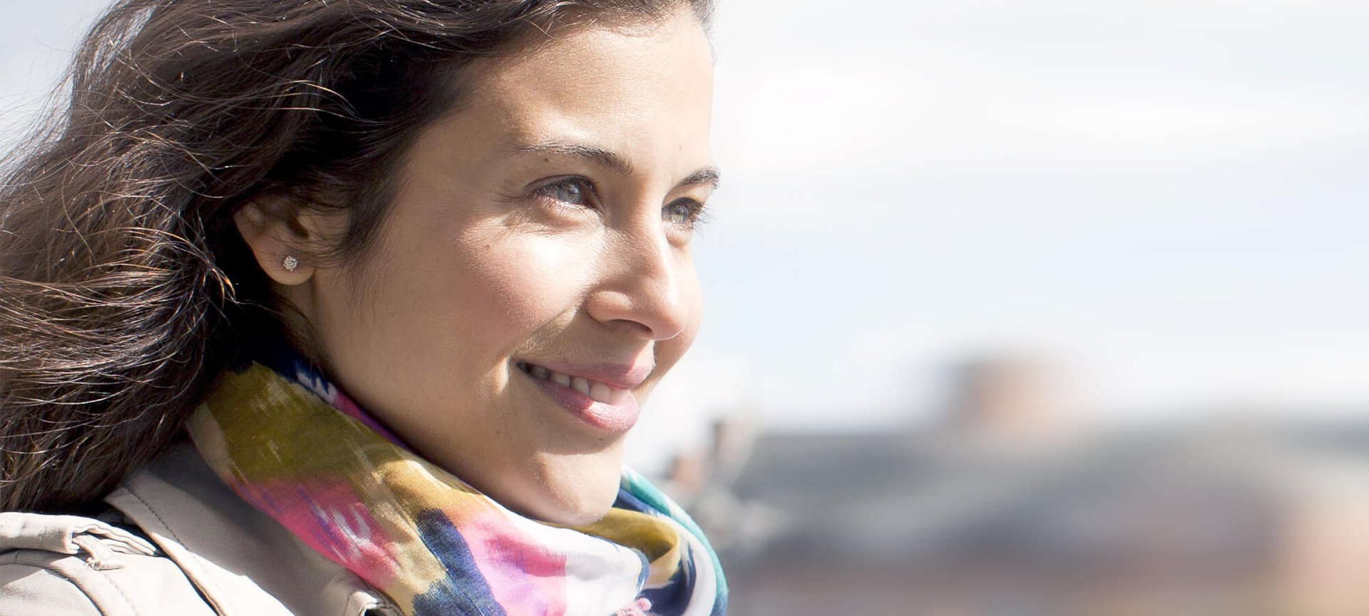 面部脂肪轉移讓肌膚重煥新生的天然方法（標題）