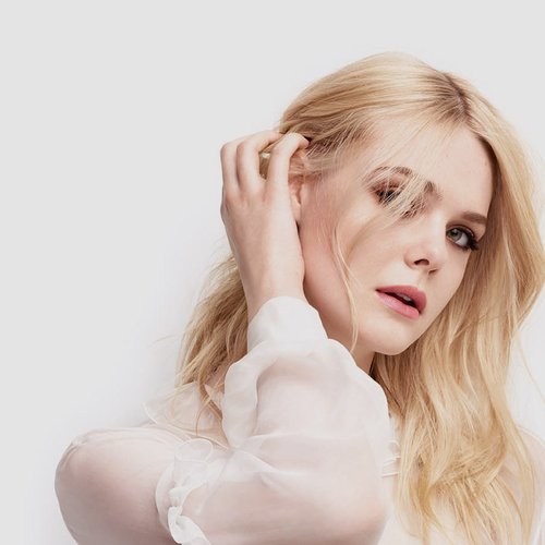 Elle Fanning Botanicals(標題)